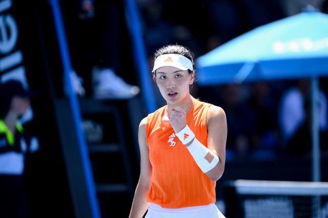 乐鱼app-突破次轮创生涯最佳战绩，反手击球改进让王欣瑜更有信心